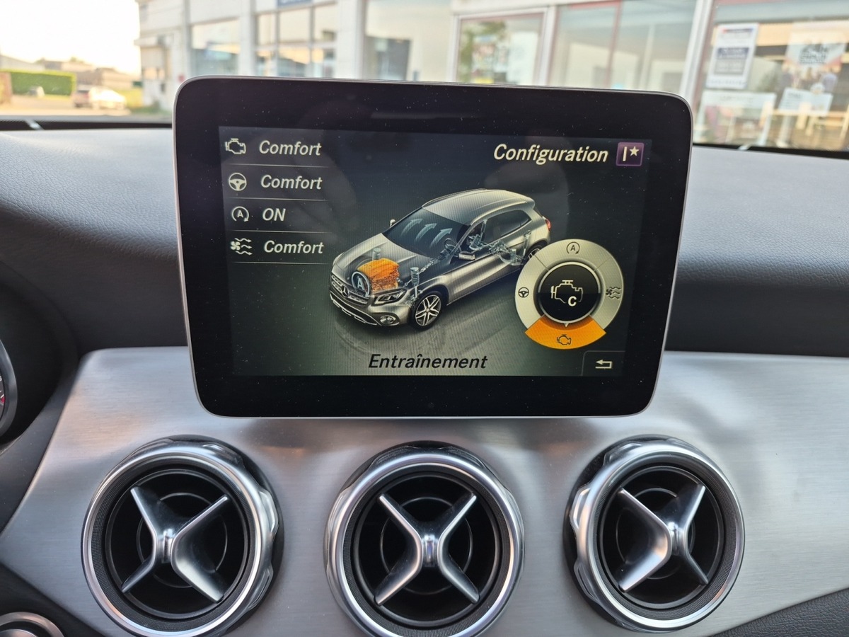 Mercedes-Benz Classe GLA 2.2 200 Cdi 135 Fascination 7g-dct