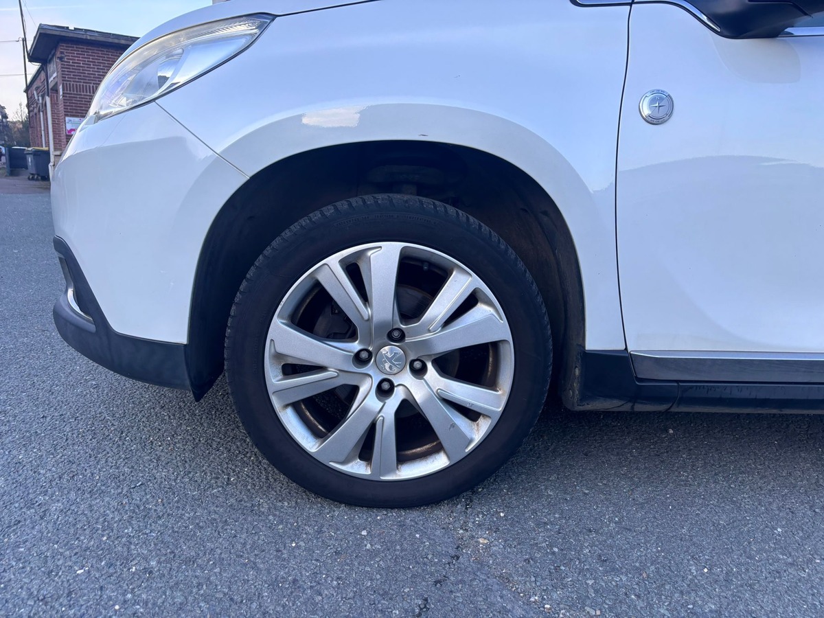Peugeot 2008 1.6 e-HDi Crossway - Révisé - Garantie