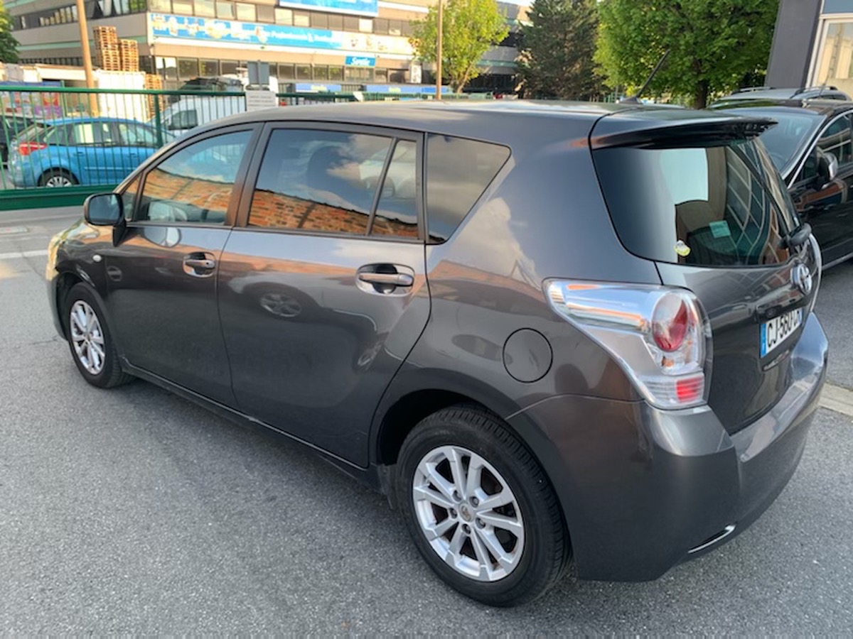 Toyota Verso 2.0 D-4D 126 CV 1er main 7 pl 4XCBL