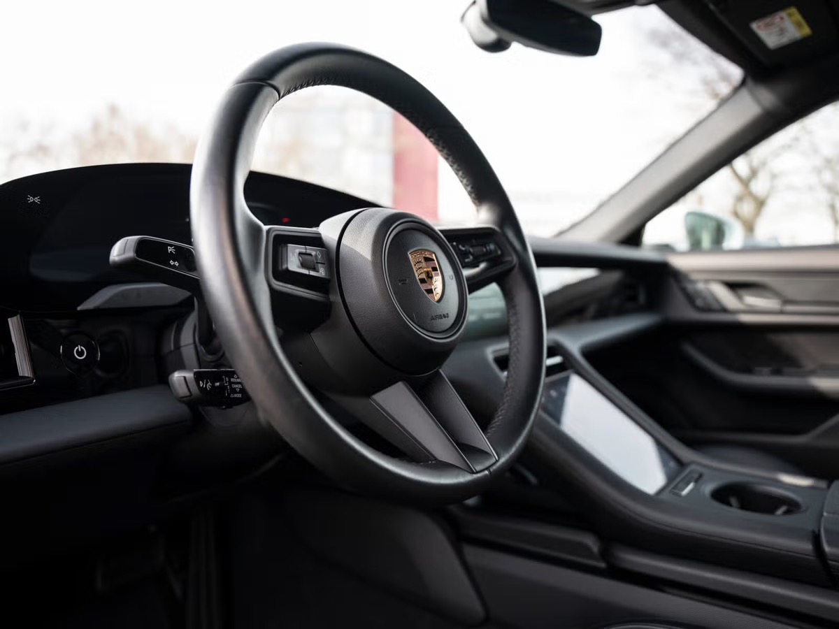Porsche Taycan Cross Turismo 4S 571ch faible kilométrage