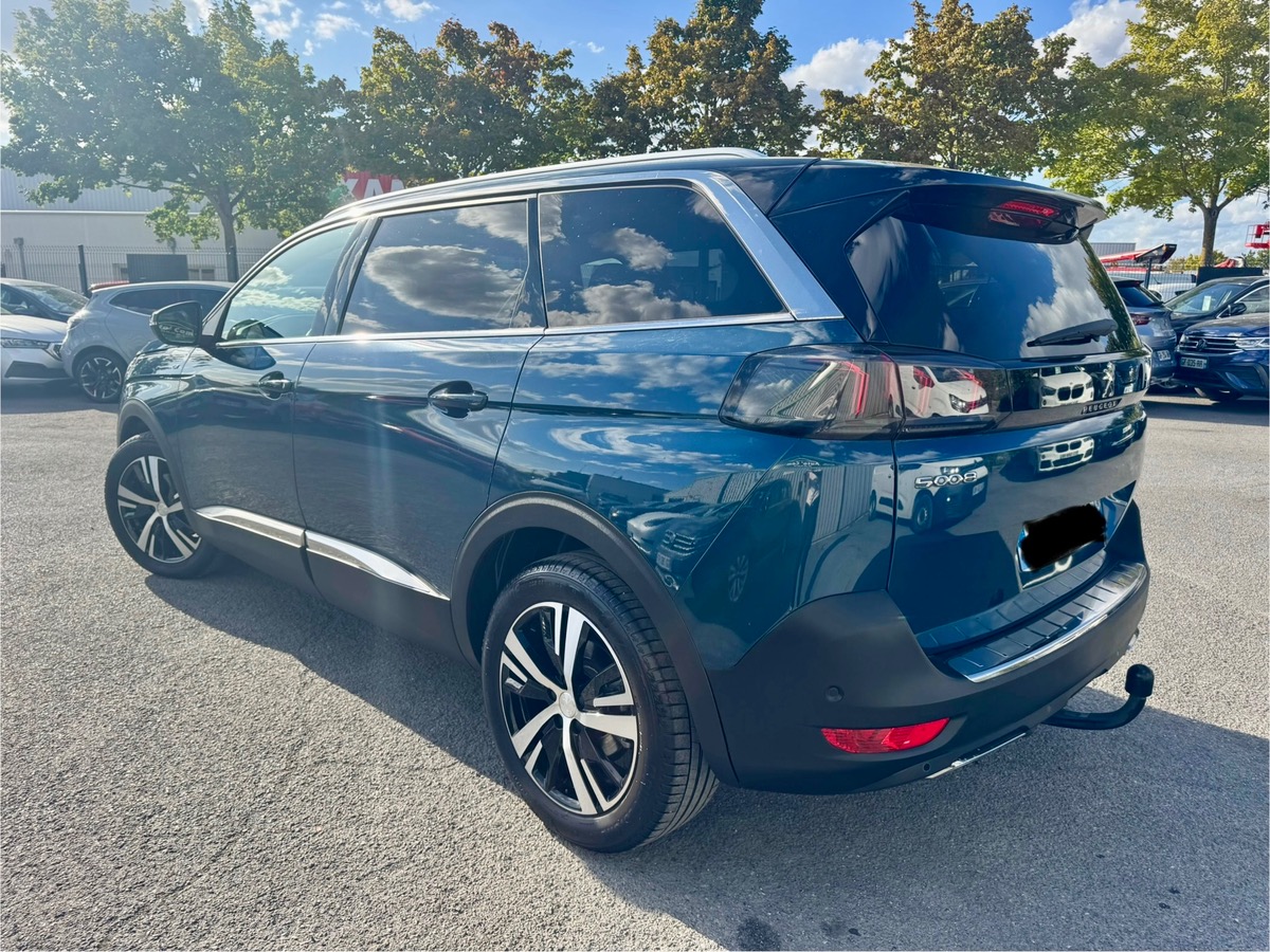 Peugeot 5008 1.5 BHDI 130CH EAT8 GT + ATTELAGE
