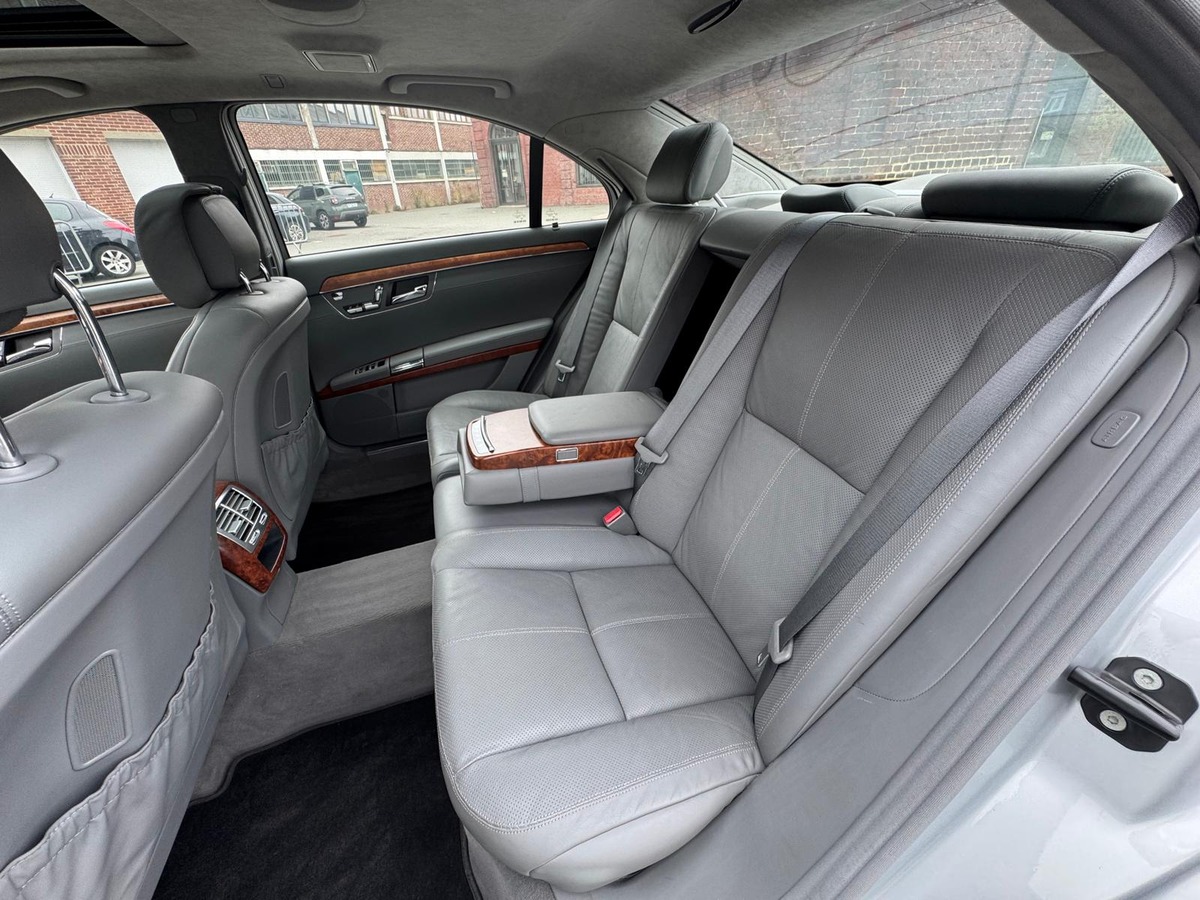 Mercedes-Benz Classe S 600 v12 5.5 517cv - Boite automatique - garantie