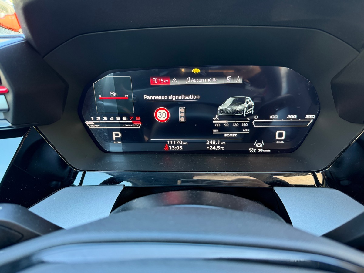 Audi RS3 Sportback 8Y2 Facelift 2.5 TFSI 400ch Quattro BAQUETS CARBONE / TOIT OUVRANT / SONOS 3D