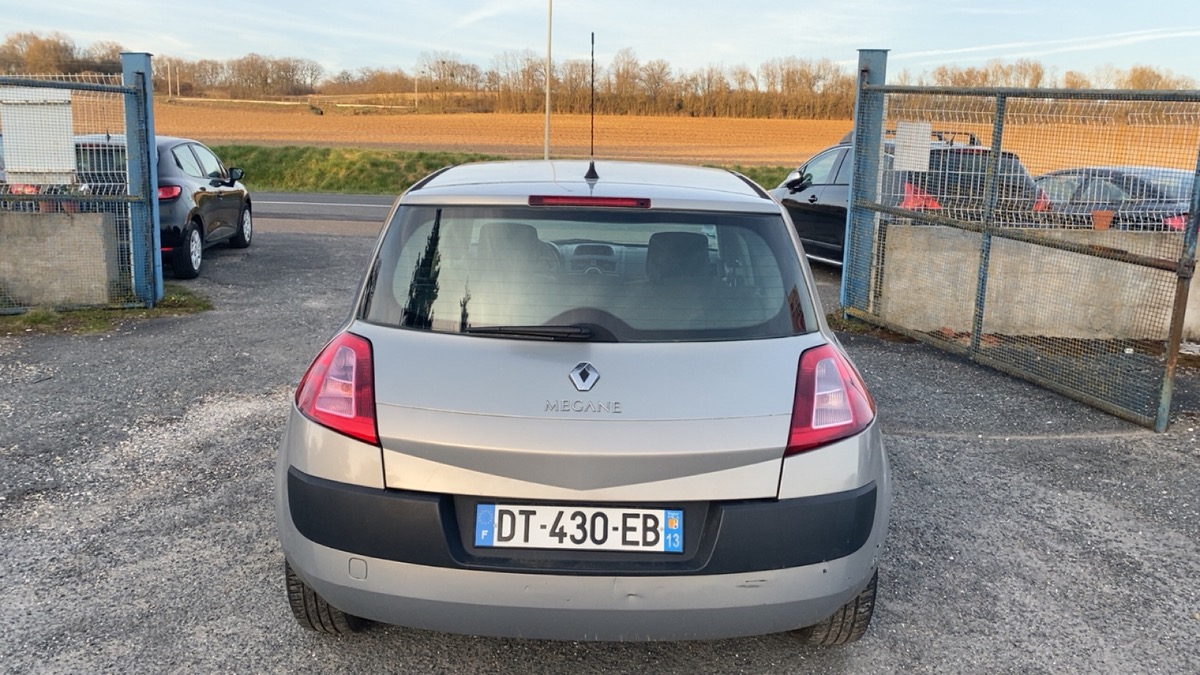 RENAULT Megane 1.5 dci 80cv 240000km petit prix 