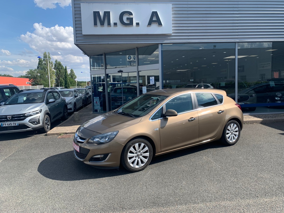 Opel OPEL ASTRA 110 chevaux | Caméra de recul | Régulateur de vitesse | GPS | Climatisation | Barres toit