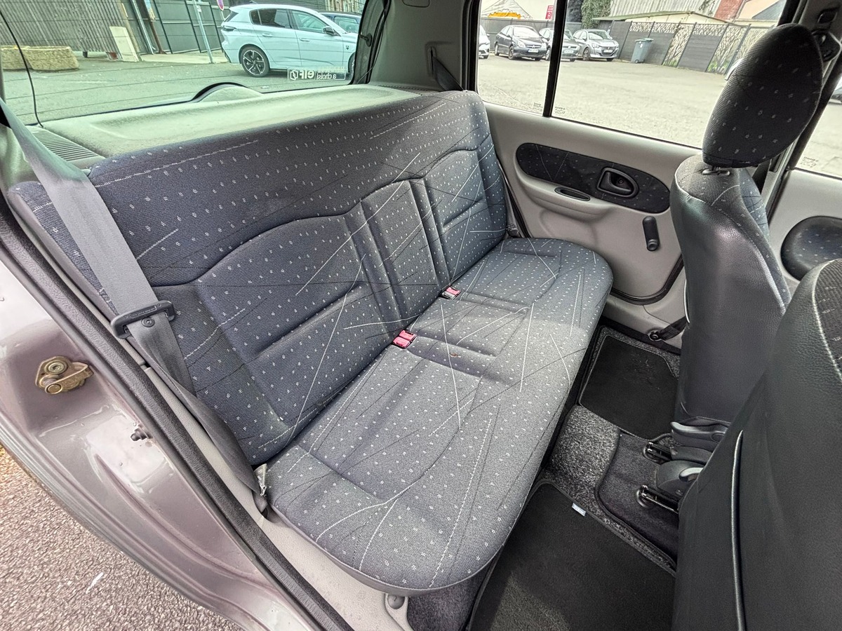 RENAULT Clio II 1.2 75 5 portes Authentique - Distribution neuve - Garantie