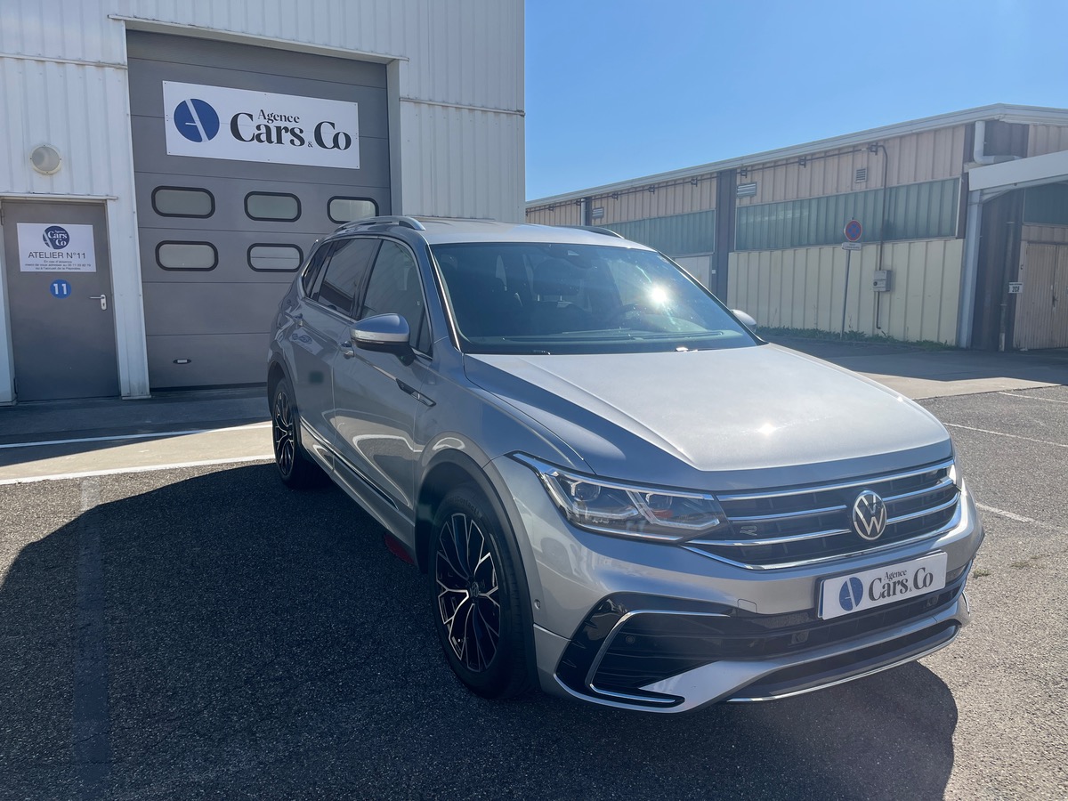 Volkswagen Tiguan Allspace 2.0 TDI 150ch R-Line DSG7, Suivi complet VW, Attelage électrique pivotant