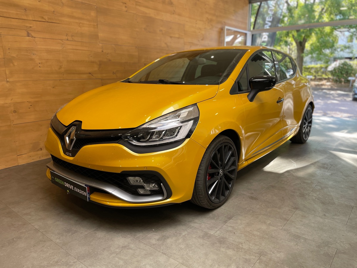 RENAULT Clio IV 200ch RS CUP EDC