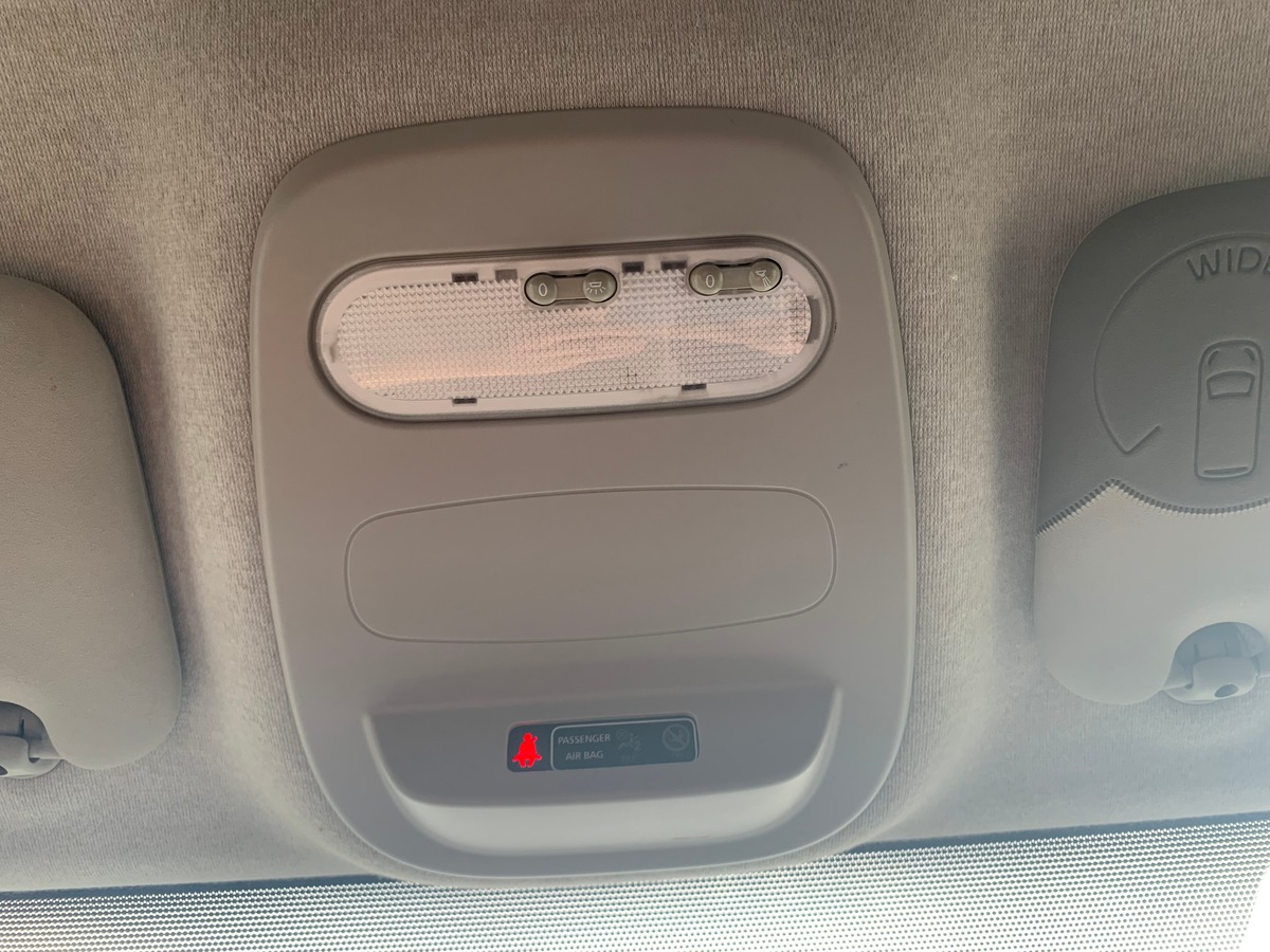 RENAULT Trafic 95 chevaux | 3 Places | Régulateur de vitesse | GPS | Climatisation | Bluetooth