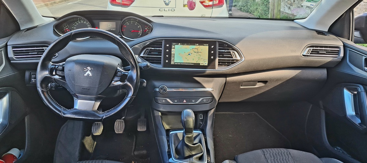 Peugeot 308 1.2 vti