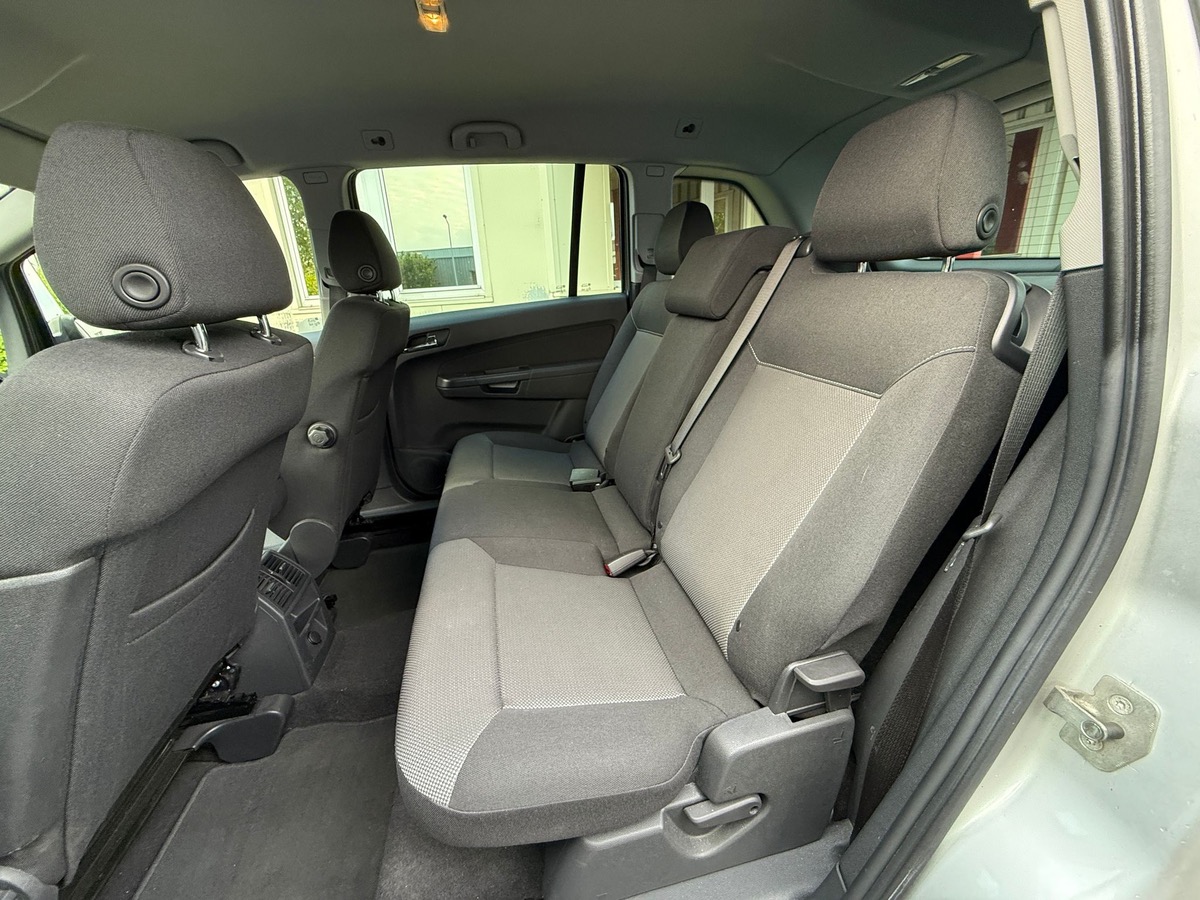 Opel Zafira 1.7 CDTI 125 CV cosmo 1er main 7pl en 4X