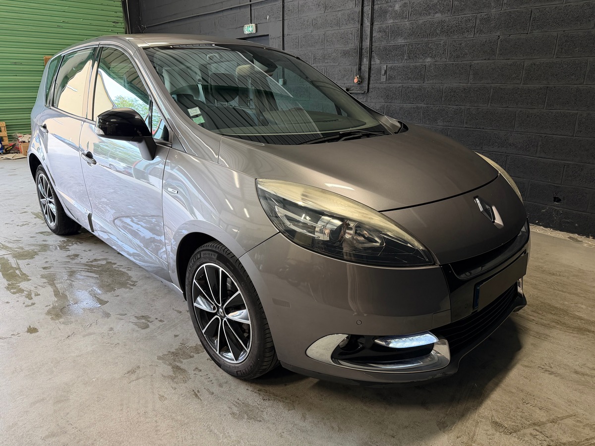 RENAULT Megane Scenic 1.9 dci EDC Bose 1ere Main / Kit distribution Ok