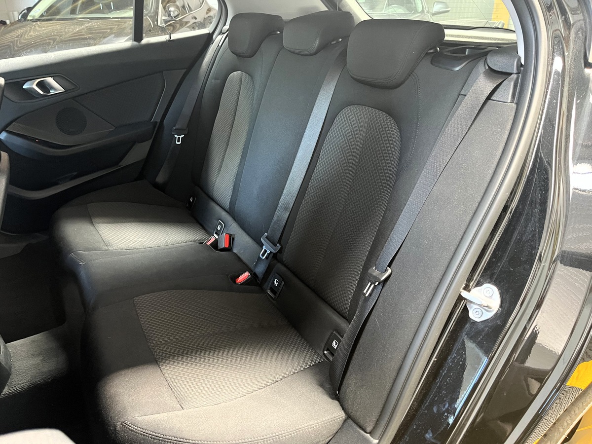 Bmw Série 1 (F40) 116I BUSINESS DESIGN DKG7