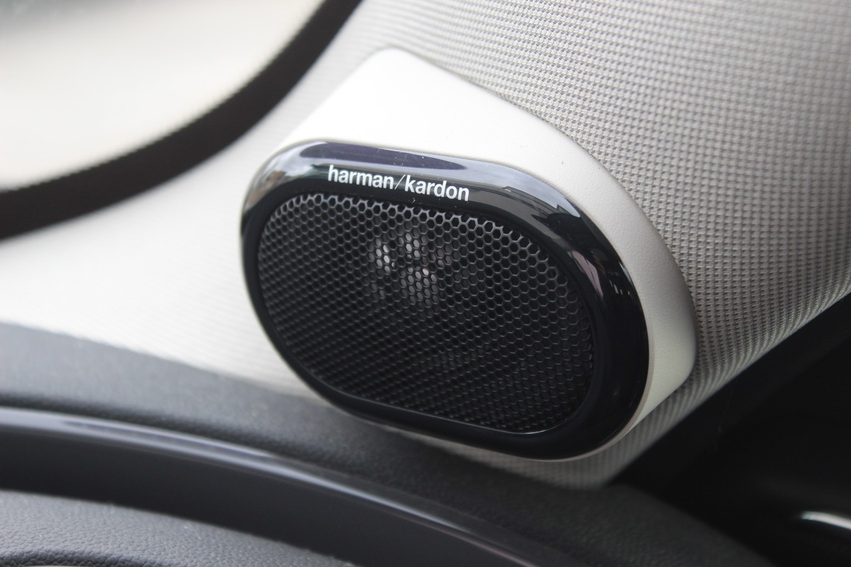 Mini Clubman III (F54) (2) 1.5 COOPER 136 ch EDITION PREMIUM PLUS BVA7 + TOIT OUVRANT + CARPLAY