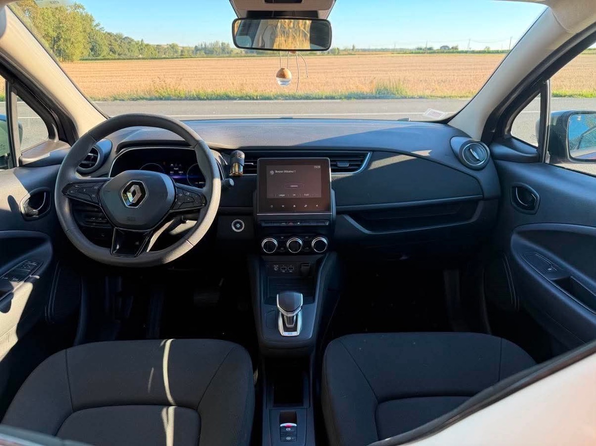 RENAULT Zoe R110 - 52khw - SOH 95% - ENTRETIEN RENAULT