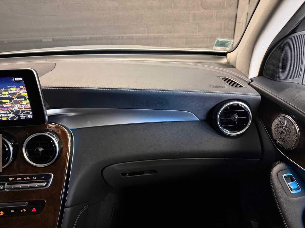 Mercedes Benz GLC 250 d 9G-Tronic 4Matic Caméra de Recul / Lumiere d Ambiande / Sono Burmester