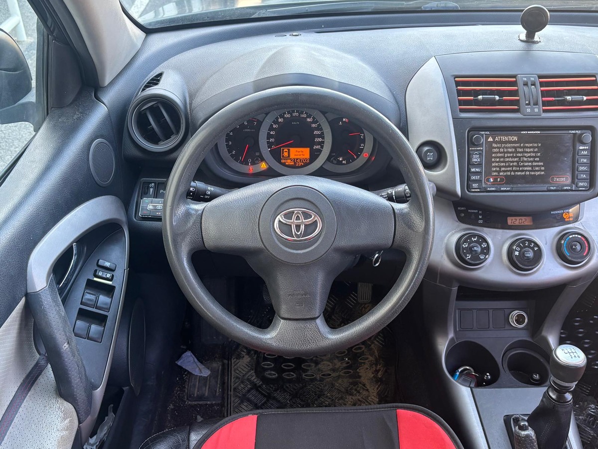 Toyota RAV4 2.2 D4D - 16V TURBO 136CV 4WD - Garantie 12 Mois