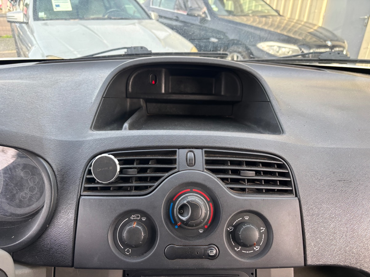 RENAULT Kangoo II Express phase 1 BVM5 / Trappe de toit