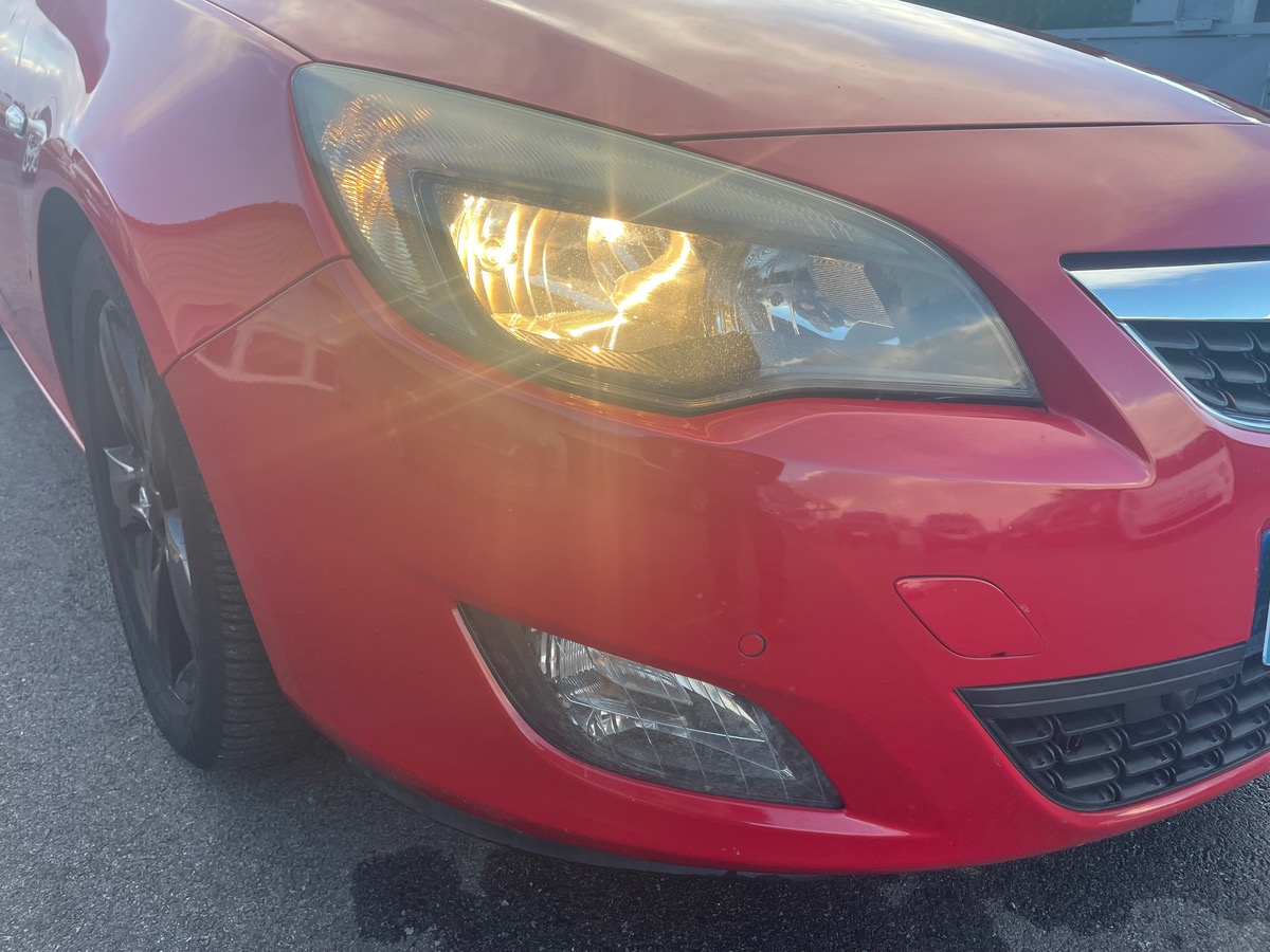 Opel Astra 1.6 turbo 180 sport