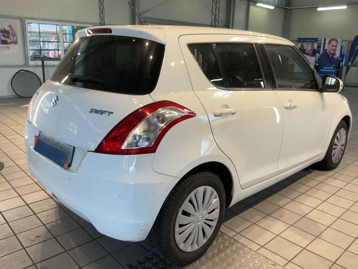 Suzuki Swift 1.2 VVT 95cv Comfort Boîte Automatique 5p