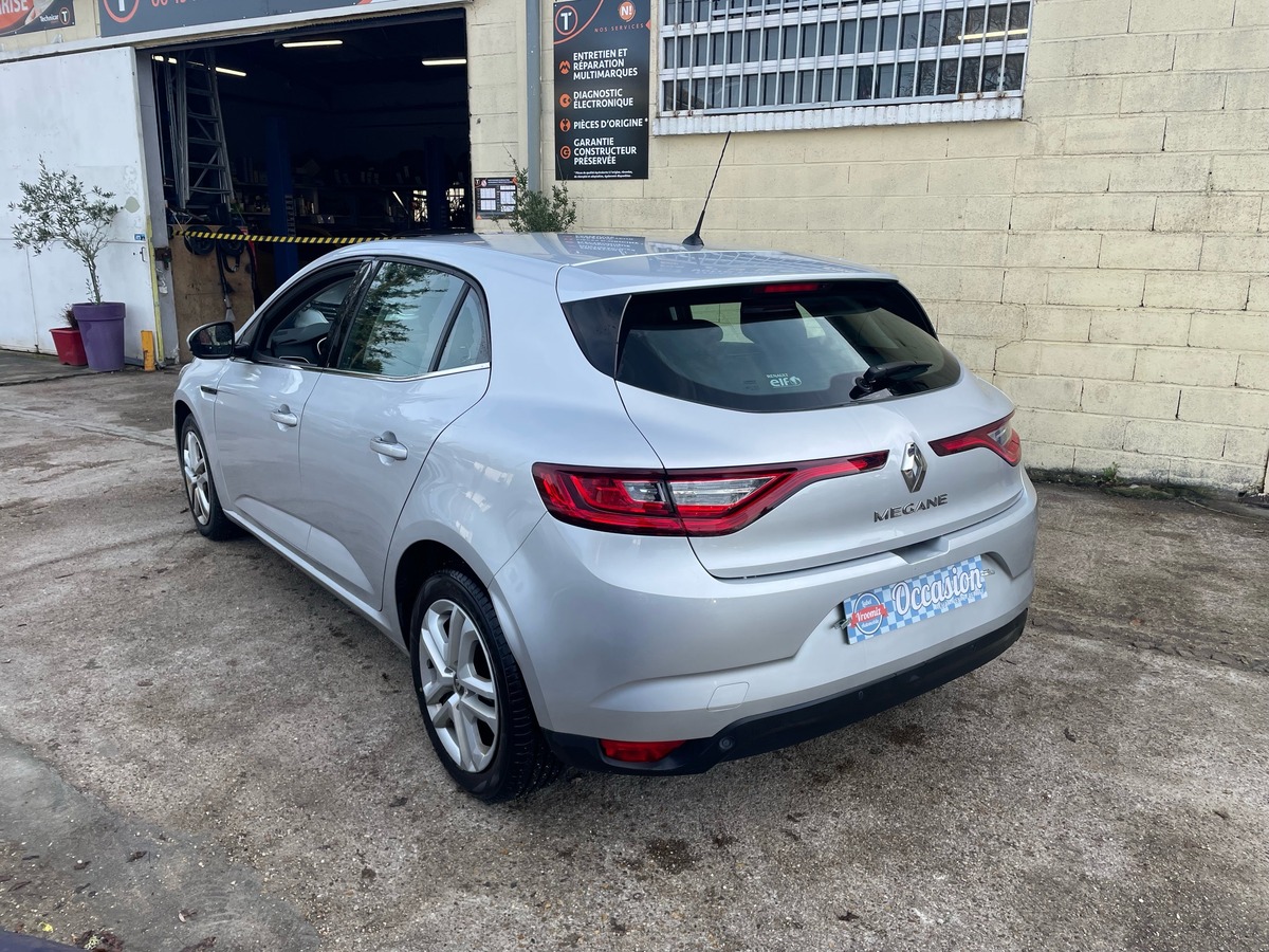 RENAULT Megane IV 4 dci 90 Chx 01/2018 business GPS