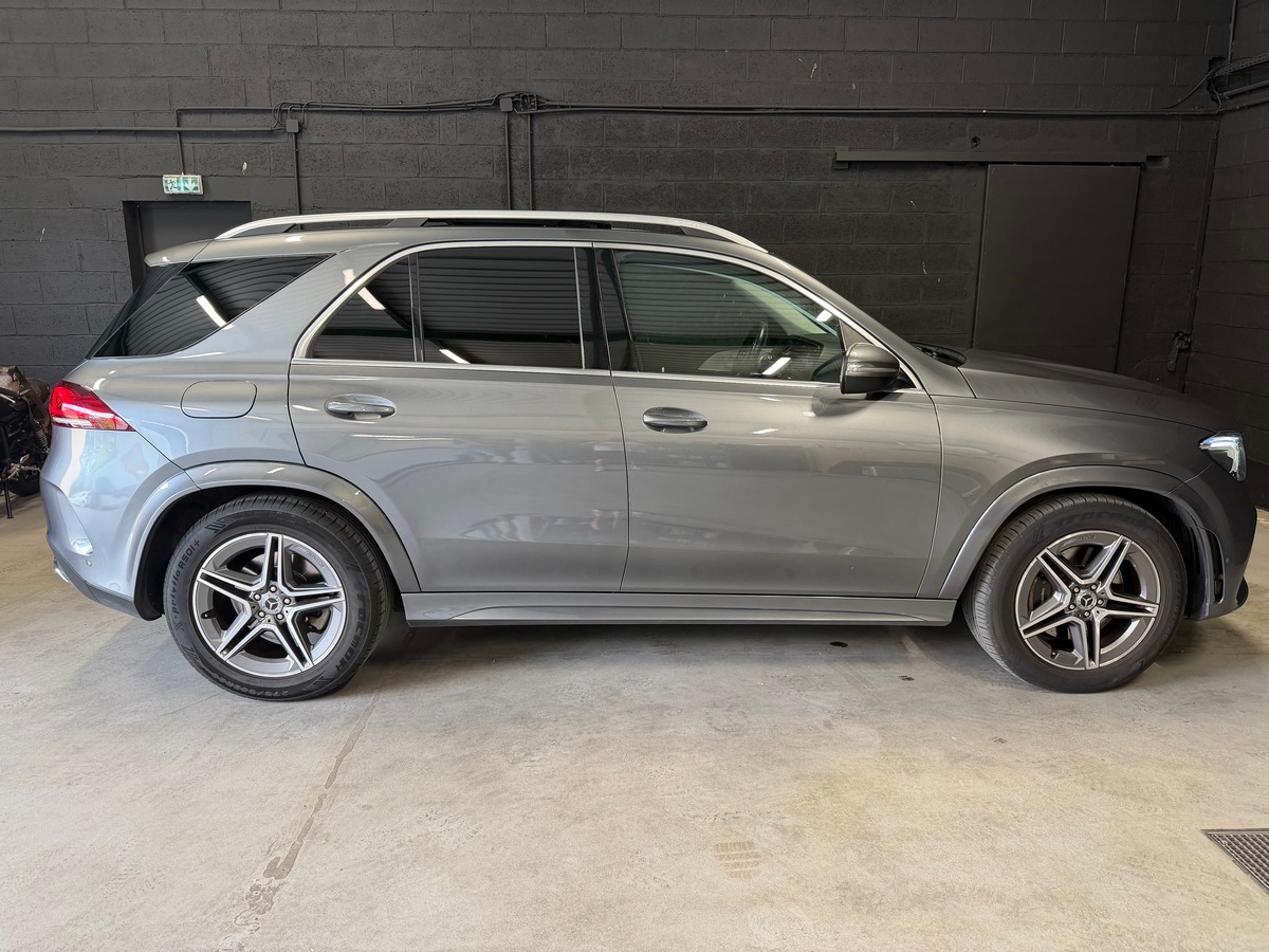 Mercedes Benz GLE 300 d 4matic AMG Line / Toit Panoramique Ouvrant / Led d Ambiance / Caméra recul