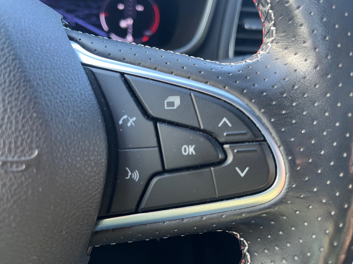 RENAULT Megane IV 1.5 BlueDCI 115ch RS Line EDC, Affichage tête haute, Régulateur adaptatif