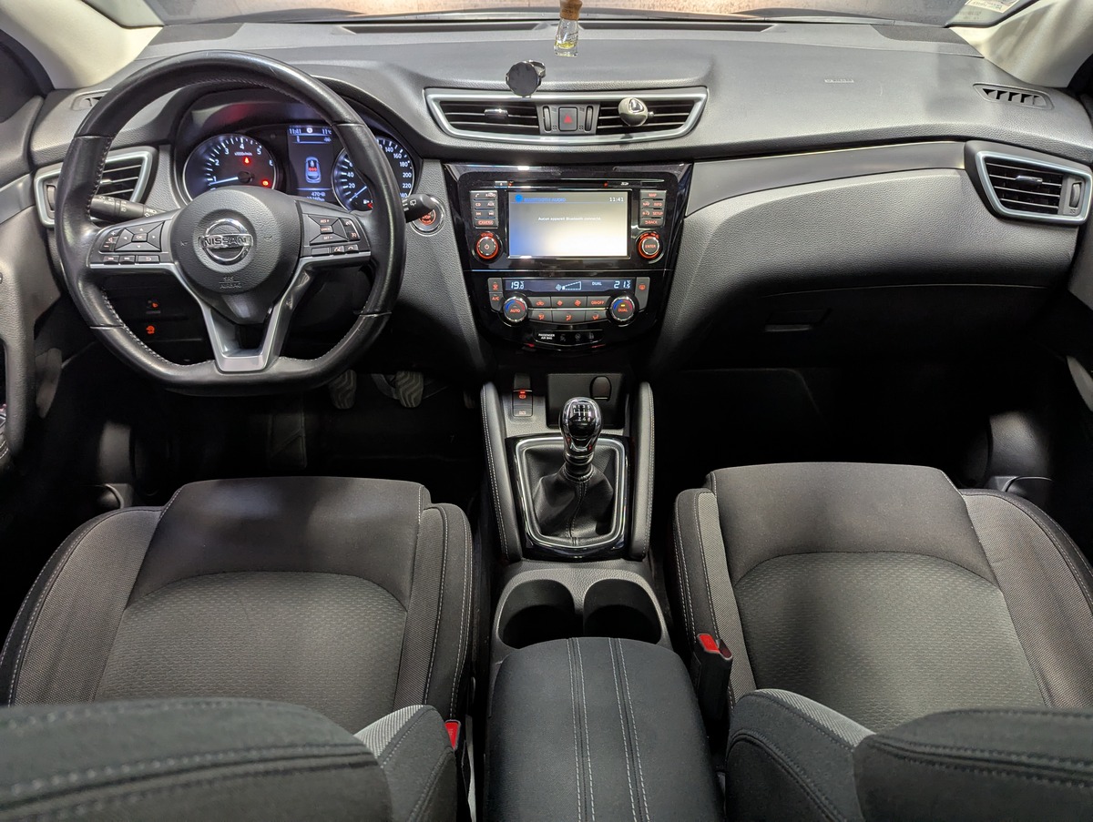 Nissan Qashqai 1.2 dig TEKNA