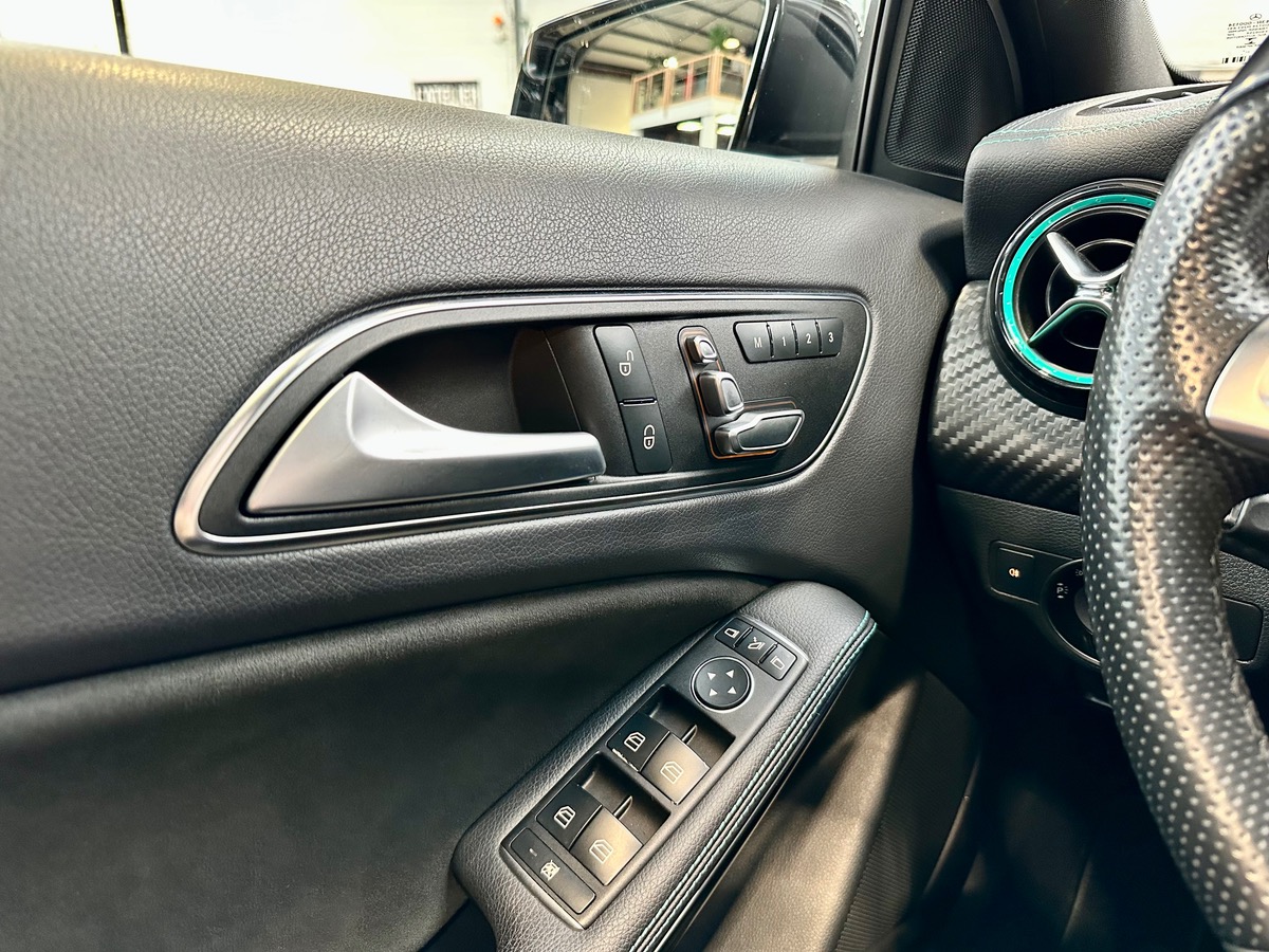 Mercedes Benz Classe A III (2) 250 218 Sport Motorsport Esition 7G-Tronic FR TO
