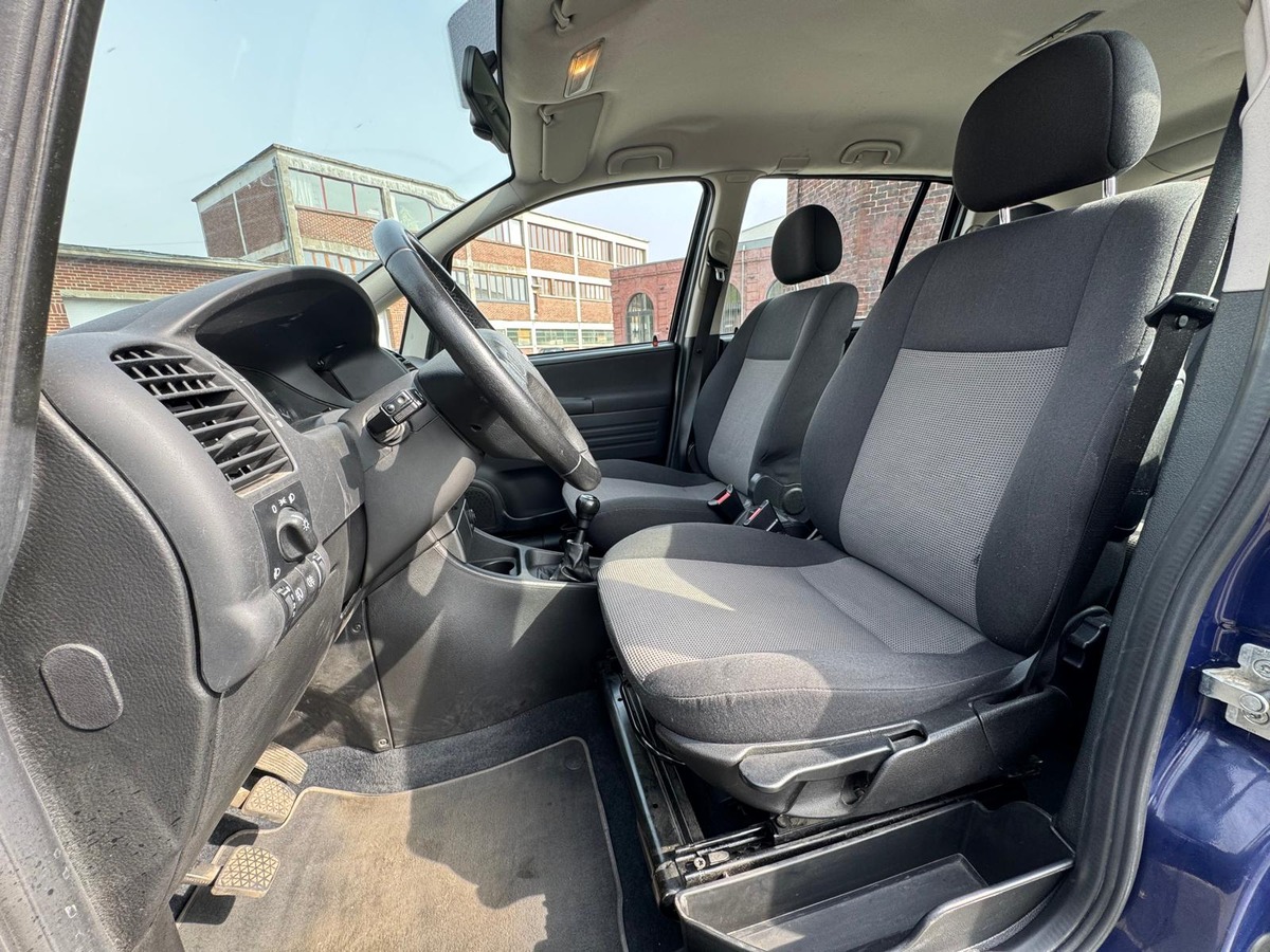 Opel Zafira 1.6 100- 7 places - Disneyland-Garantie