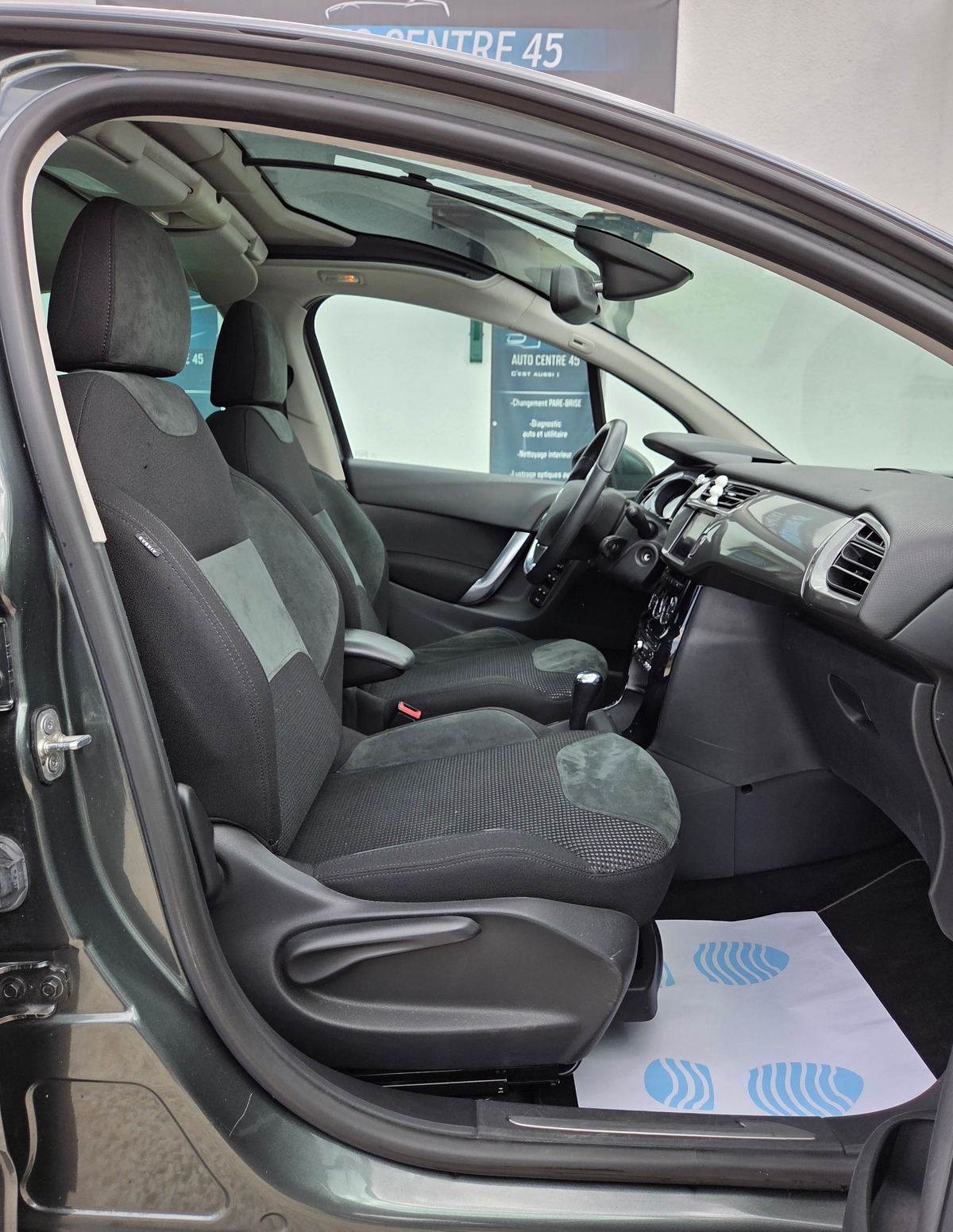 Citroën C3 PHASE II 1.6 VTI 120 CV EXCLUSIVE / BOITE AUTOMATIQUE / FAIBLE KILOMÉTRAGES