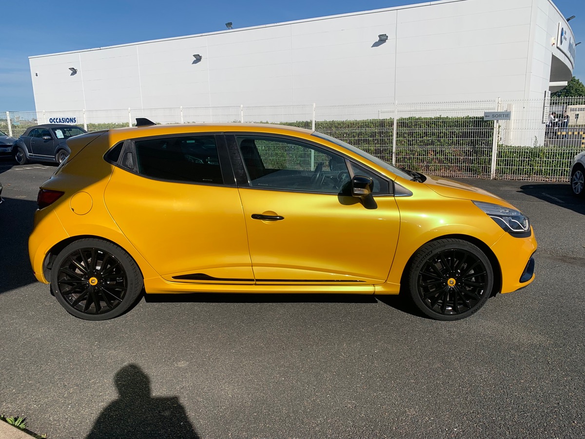 RENAULT Clio IV 200 ch | RS | Jaune Sirius | Révision complète en 03/2025 | Palettes au volant