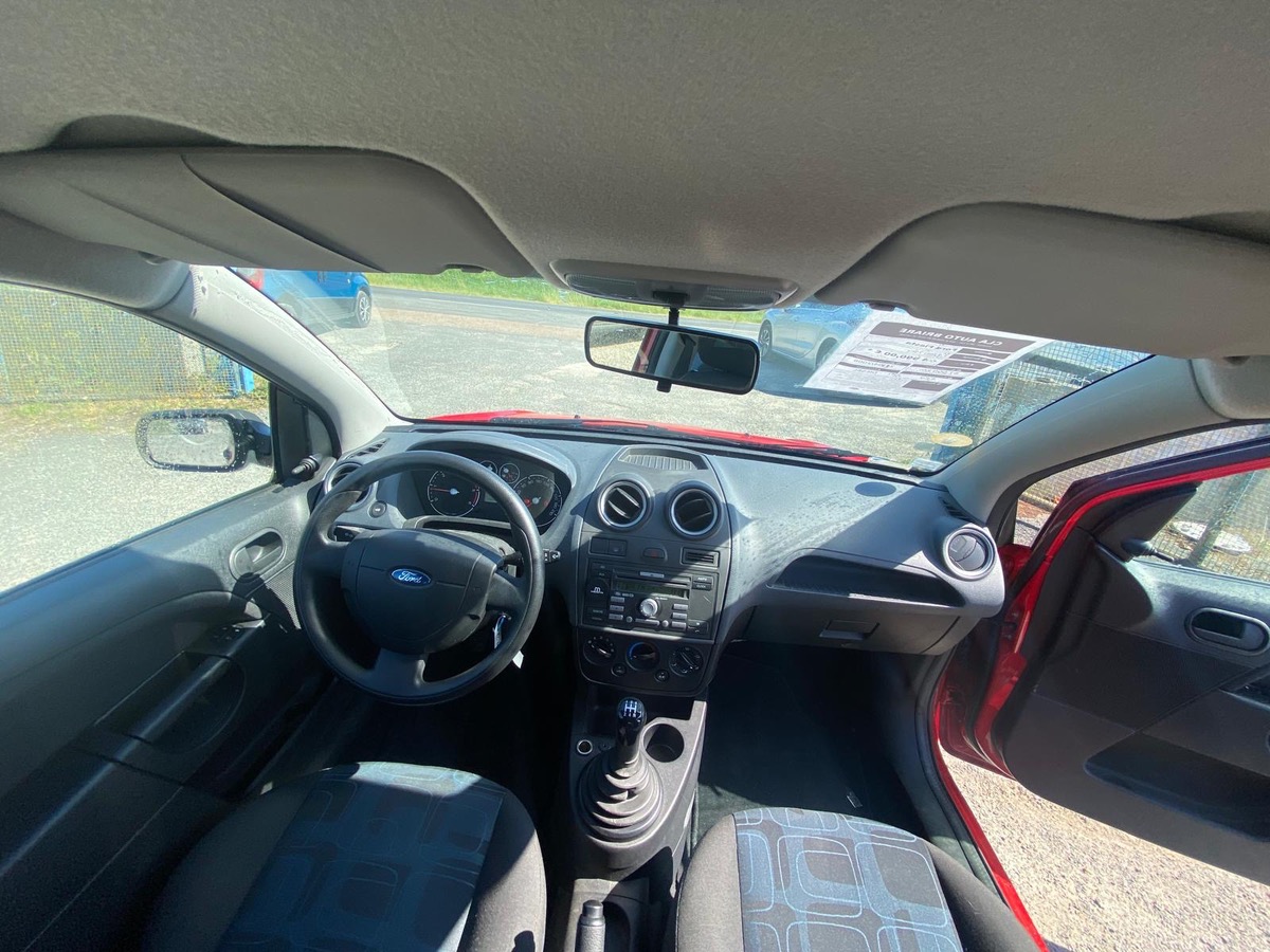 Ford Fiesta 1.4 tdci 70cv faible kilométrage d’origine 
