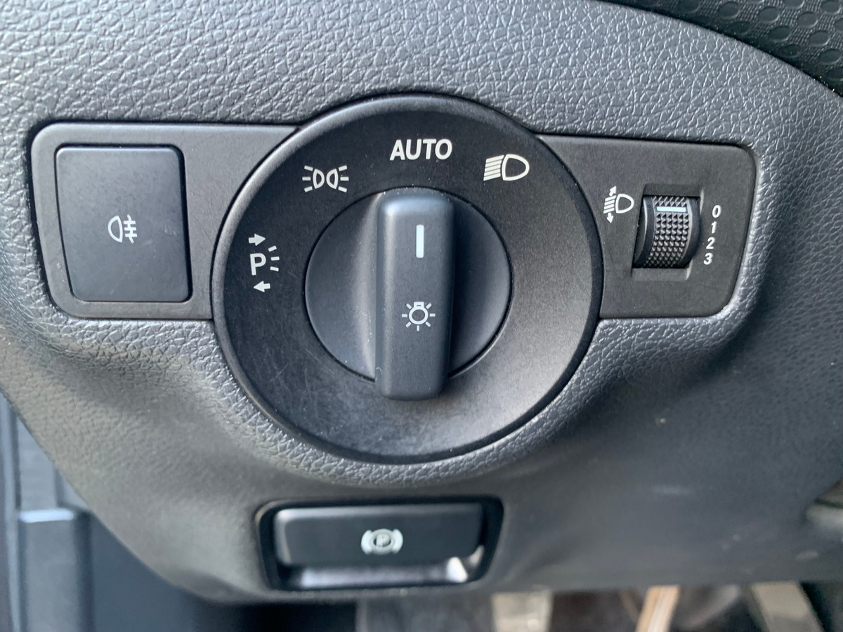 Mercedes-Benz Classe A 109 ch | Business | Caméra de recul | Régulateur de vitesse | Bluetooth | GPS