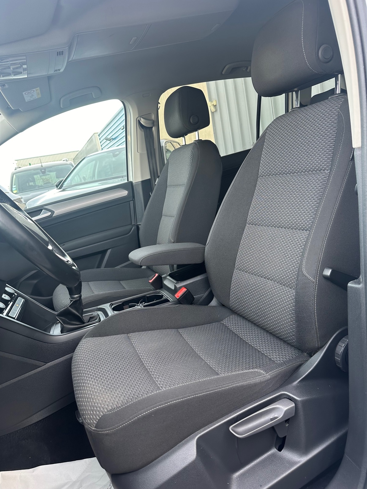Volkswagen Touran 1.6 TDI 115CH CONFORTLINE BUSINESS