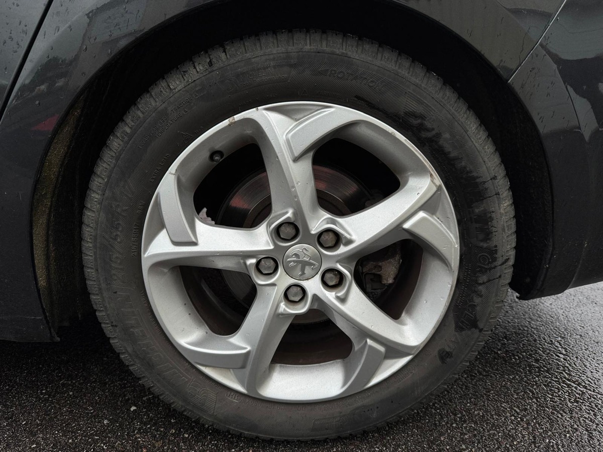Peugeot 508 2.0 HDI 160 FELINE / Distribution neuve / Attelage