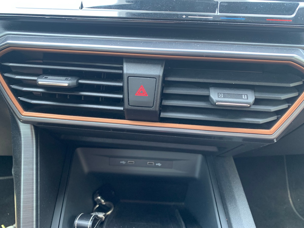 Cupra Formentor 150 ch | V | Caméra recul | Apple car Play | Volant chauffant | Régulateur adaptatif