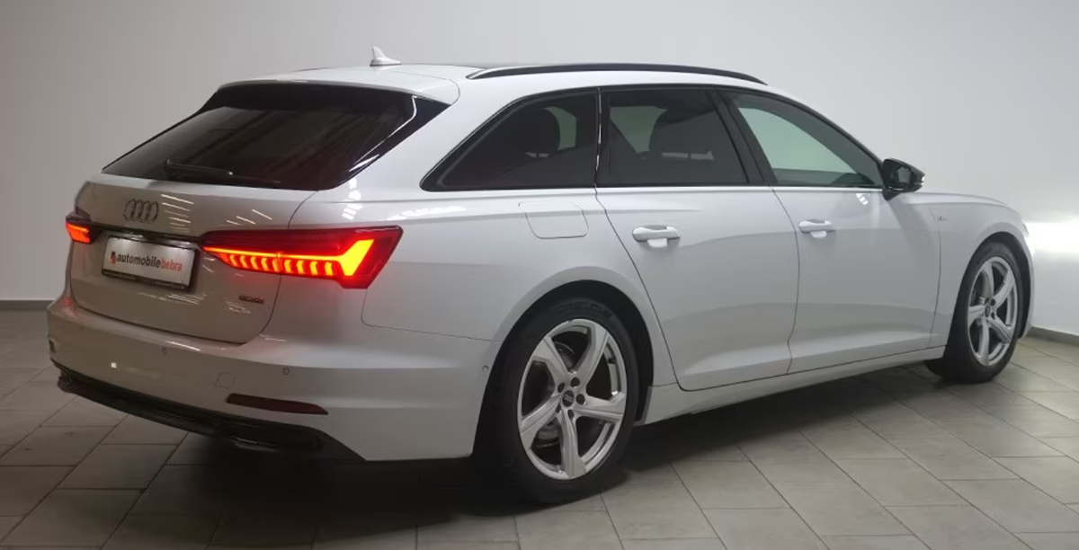Audi A6 Avant V 40 TDI 204ch S line quattro S tronic 7/Bang&Olufsen/Toit ouvrant/Attelage/Caméra