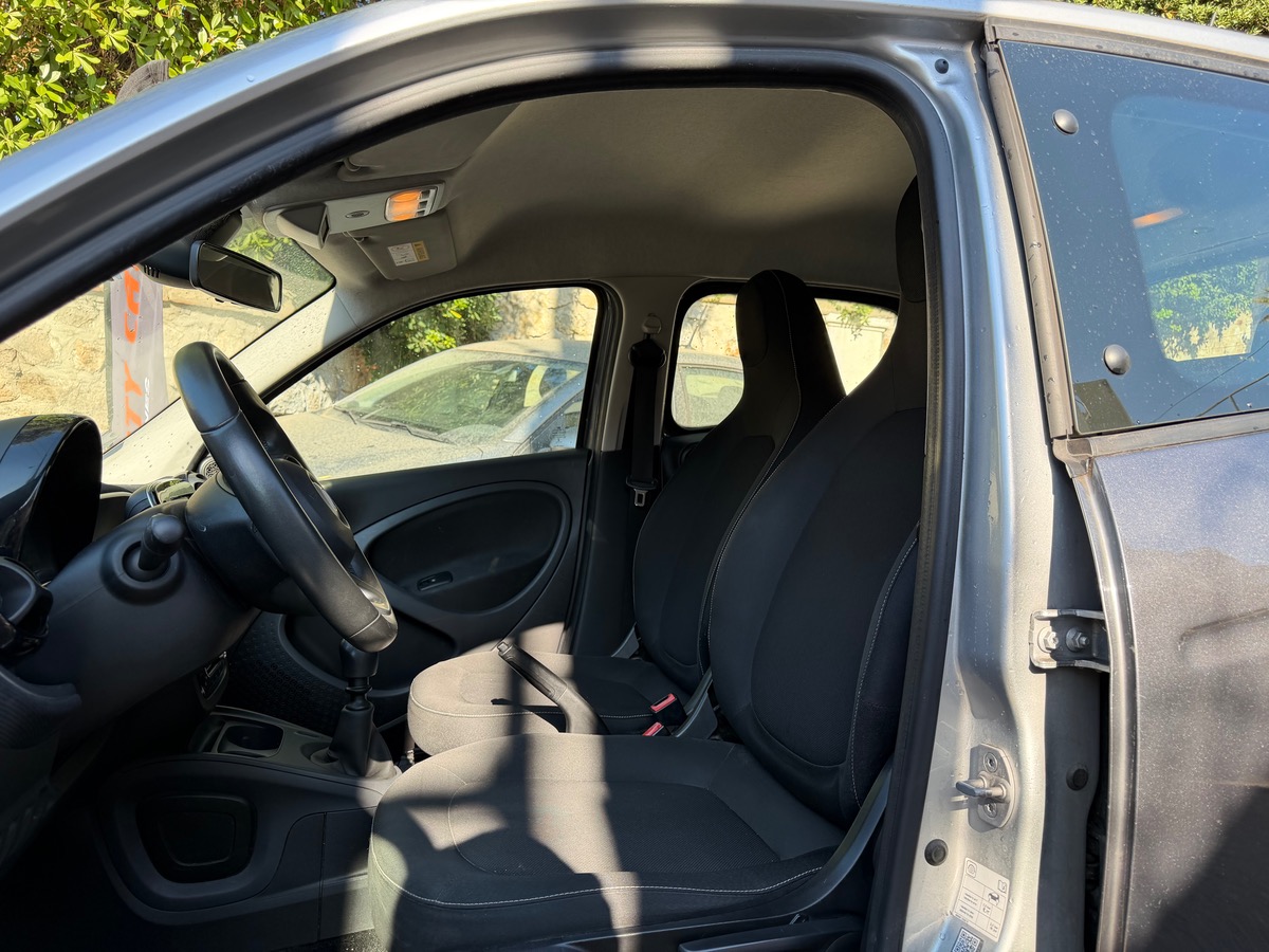 Smart Forfour 90CV / Prime / GPS/ 1er main / Km réel / intérieur Cuir