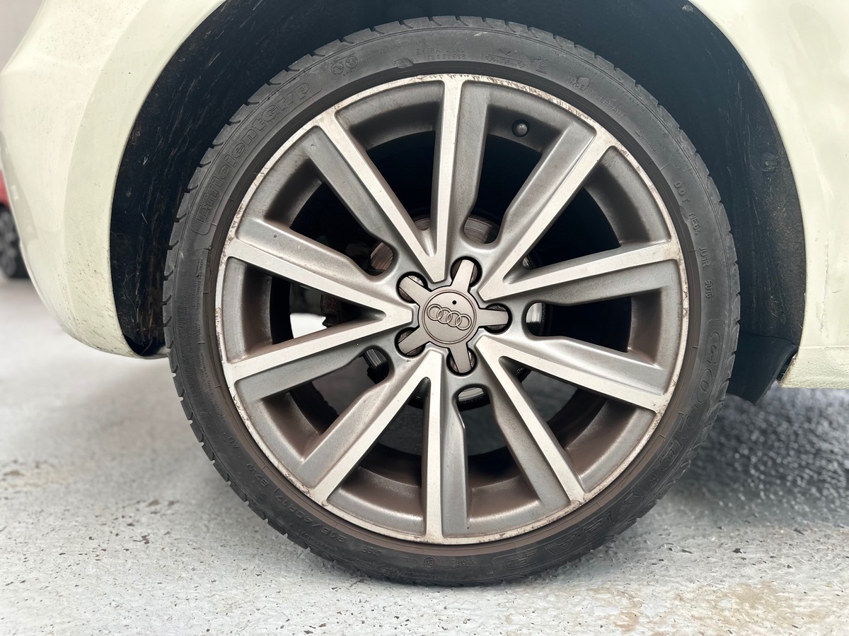Audi A1 1.4 TFSI 122 AMBITION LUXE S TRONIC