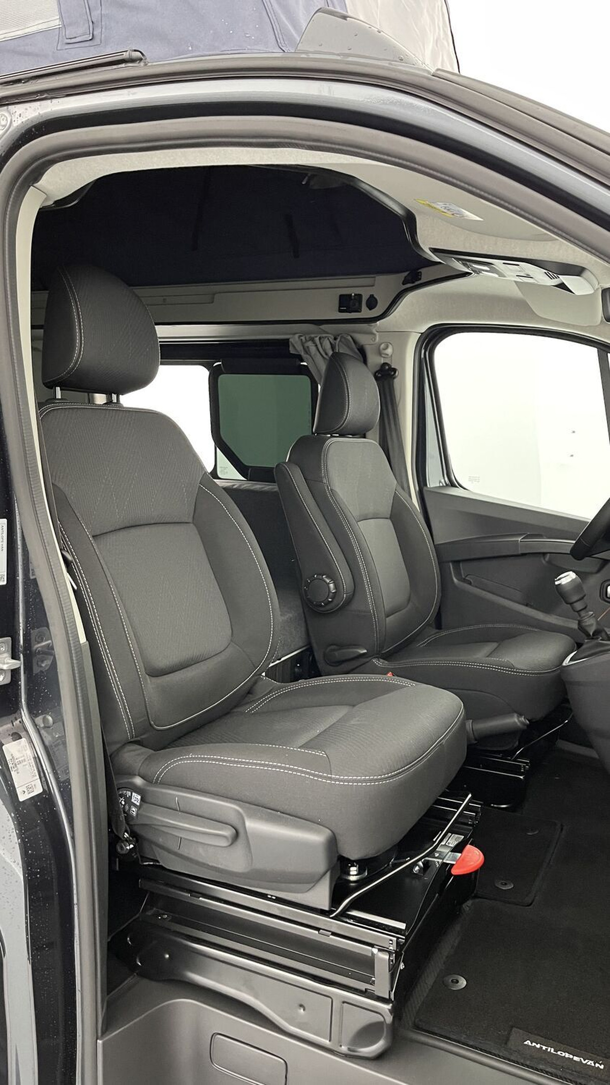 RENAULT TRAFIC Antilope Van L1H1 2.0 BluedCi 130 ch Flex Plus | Easy Link | Siège passager pivotant