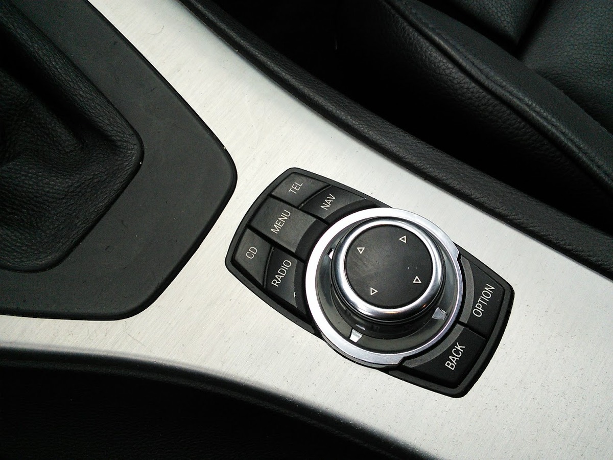 Bmw Série 3 325d 2.0  bva 197 CV sport design Origine française