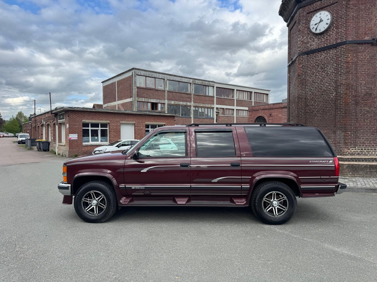 Chevrolet Suburban STARCRAFT 1500 5.7 V8 250cv 7 places