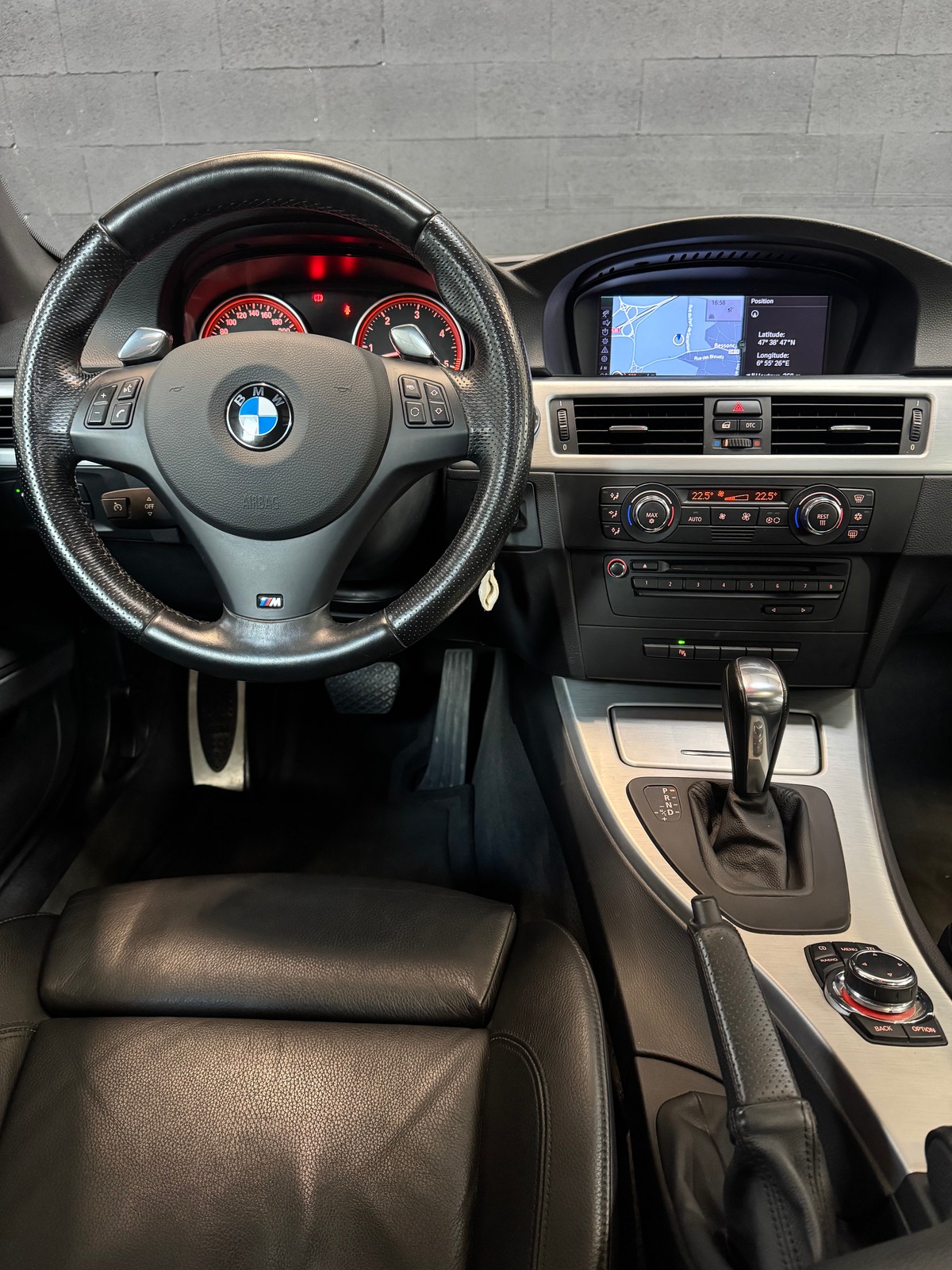 Bmw Série 3 E92 335 DA 286 SPORT DESIGN PACK M