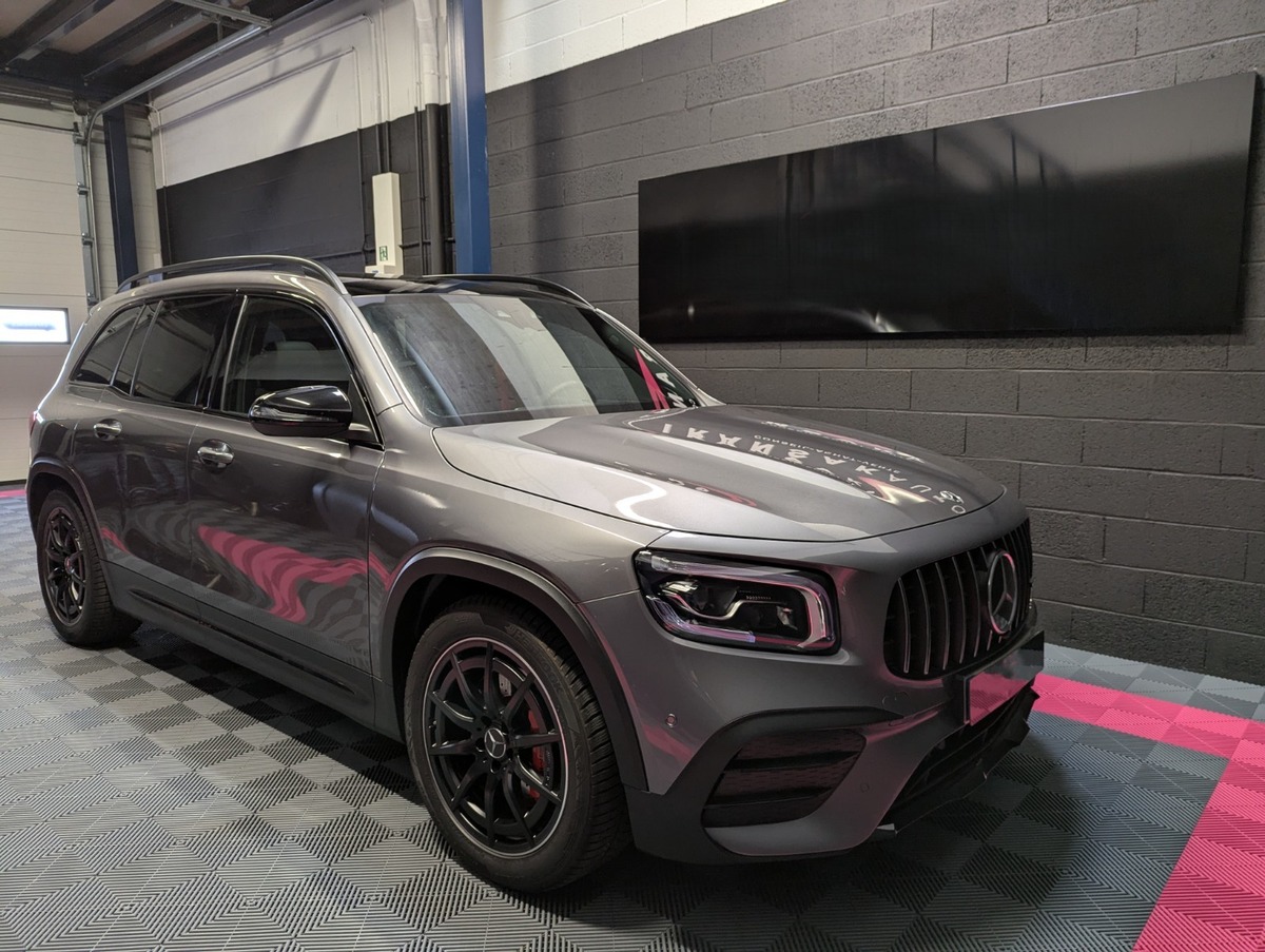 Mercedes Benz GLB AMG 35 4MATIC