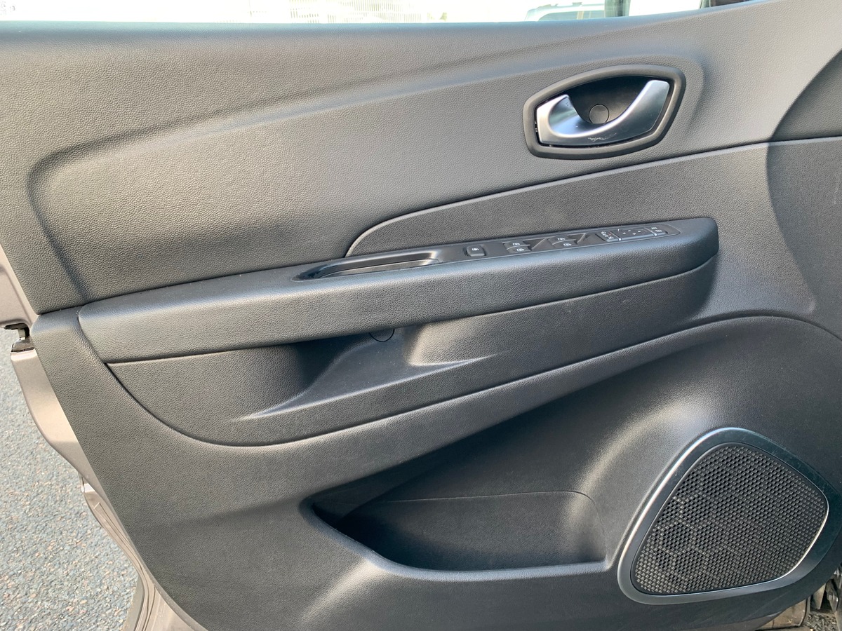 RENAULT Captur 90 ch | Intens | Régulateur vitesse | GPS |  Radars avant arriére | Distribution OK
