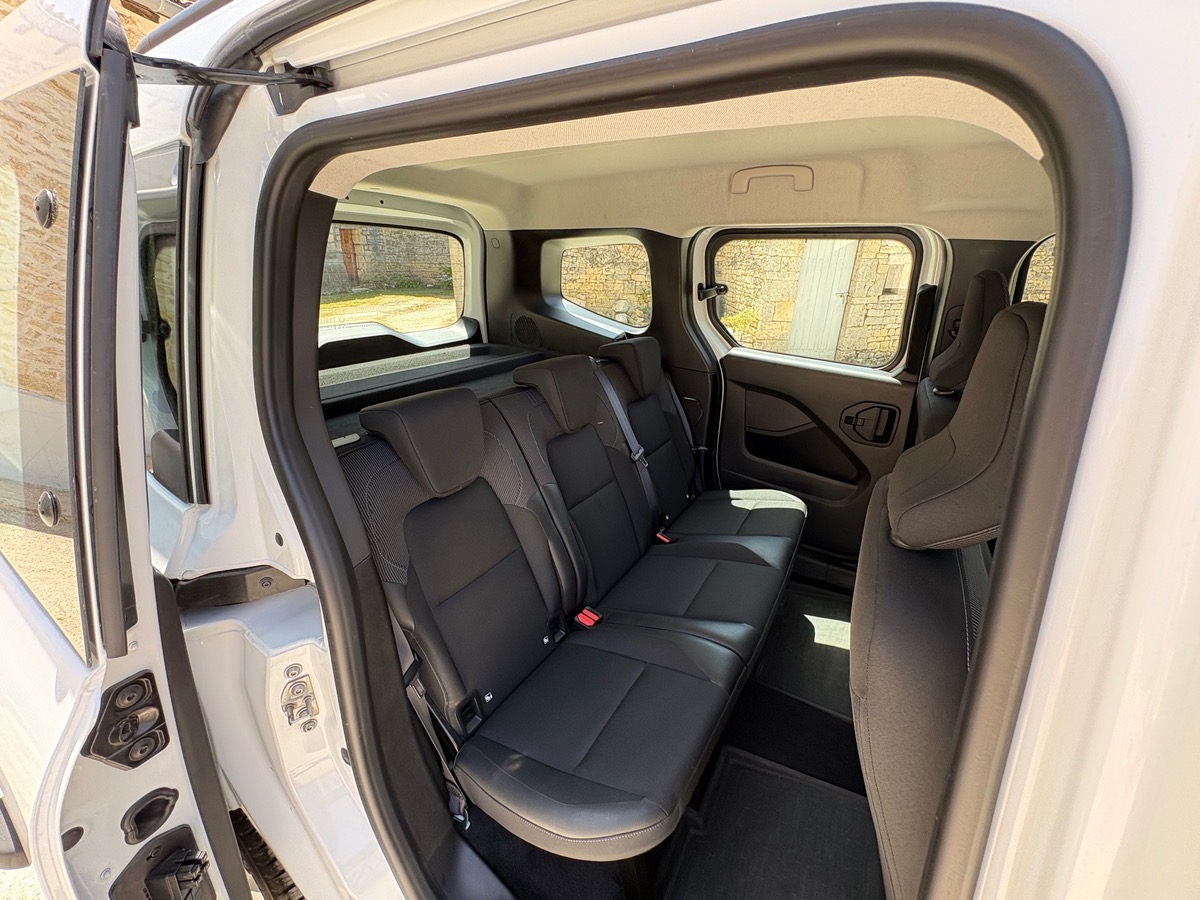 RENAULT Kangoo - DCI - AUTHENTIQUE