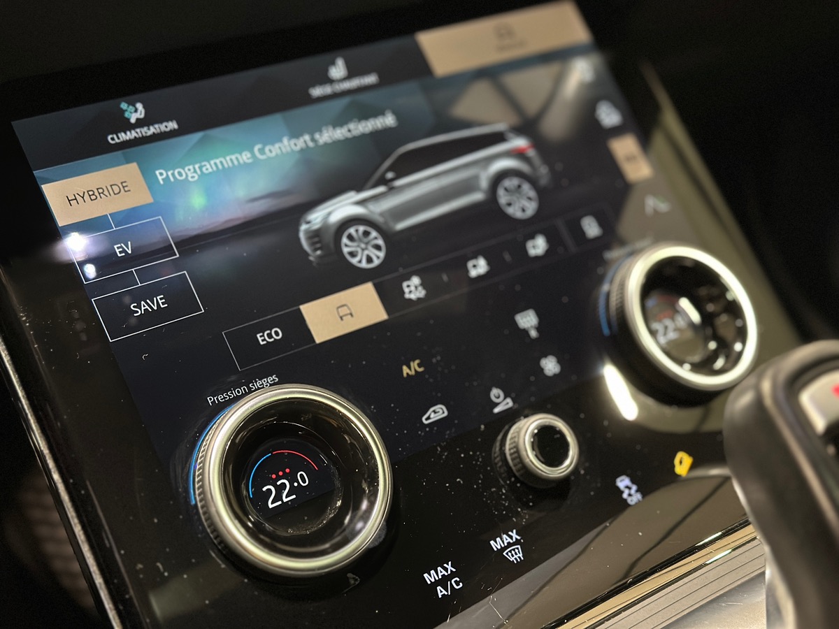 Land-Rover Range Rover Evoque Mark II P300e AWD R-Dynamic BVA8 309 ch