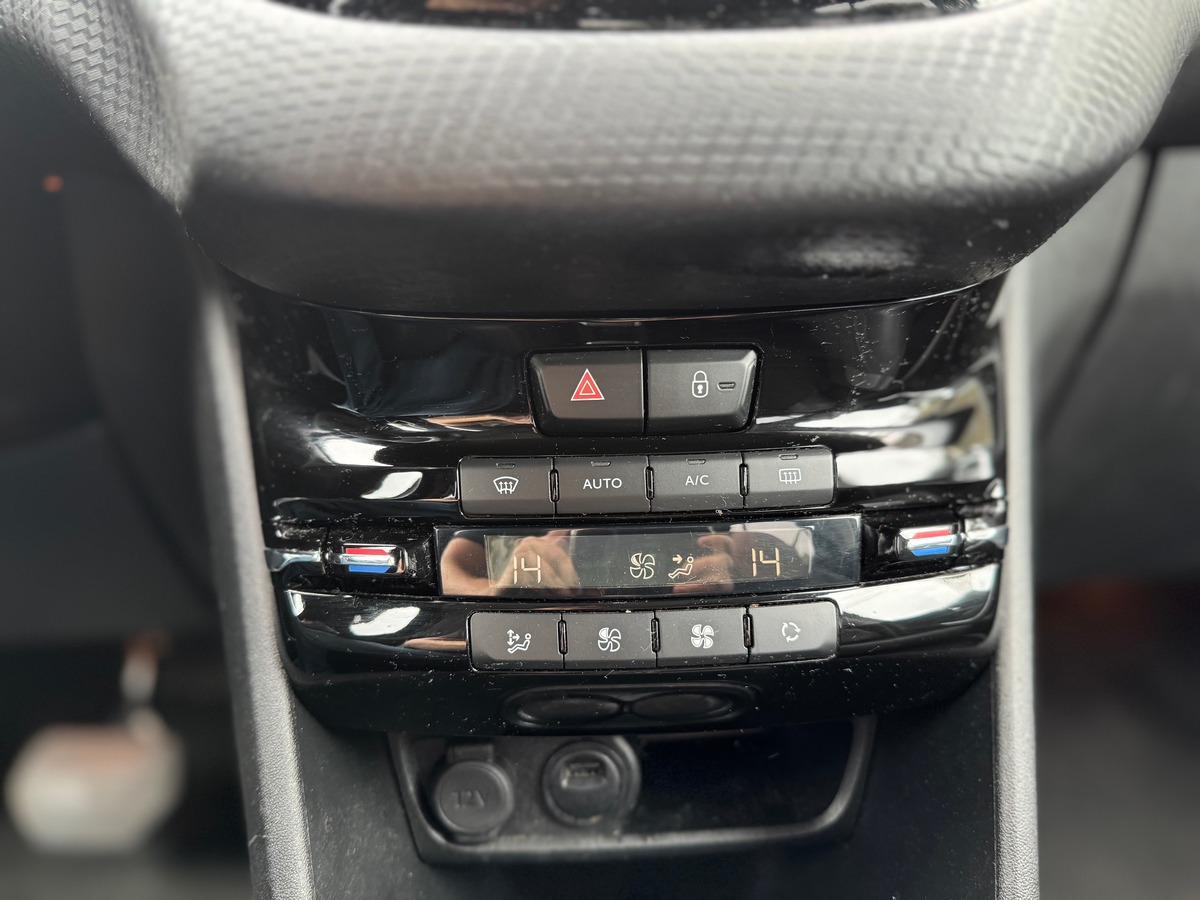 Peugeot 2008 Allure 1.2 THP EAT6 S&S 130 cv Boîte auto