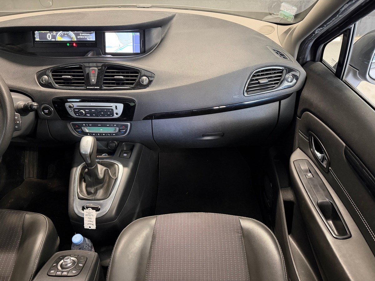 RENAULT Megane Scenic 1.9 dci EDC Bose 1ere Main / Kit distribution Ok